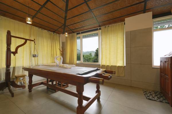 Anamcararetreats-remembering-her-sitaram-munnar-retreat - Therapy room